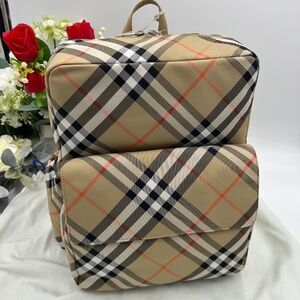 Unisex Burberry vintage check backpack NWT made in Italy